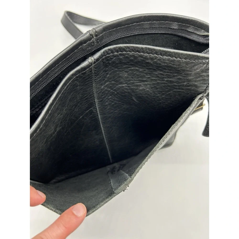 Duluth‎ Trading Co Lifetime Leather Sling Crossbody Bag Black Pebbled Purse